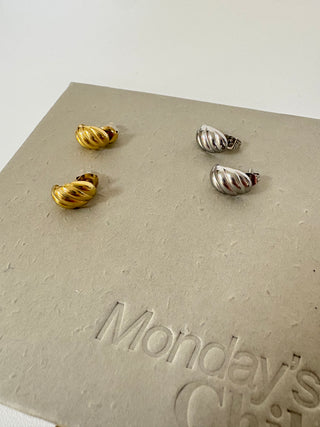 Rue Stud Earrings