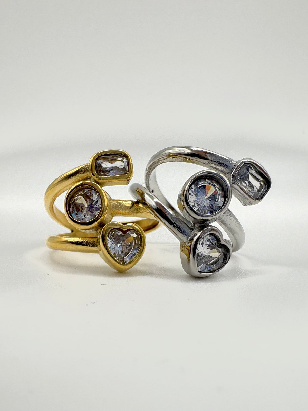 Olivia Bezel Ring | Waterproof Jewellery | Monday's Child

