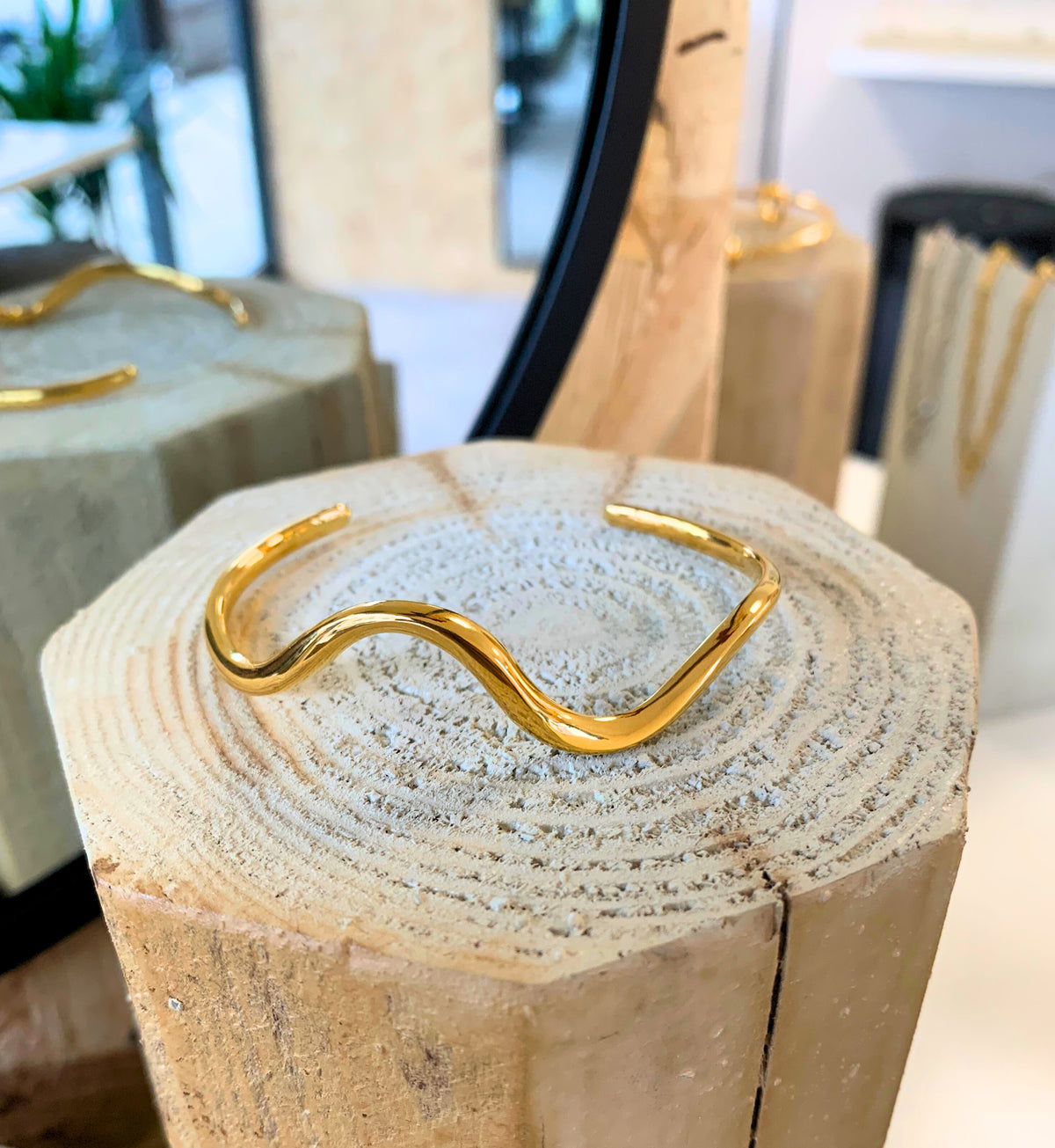 Cressida Bangle | Mondays Child | Waterproof - Sustainable Jewellery 