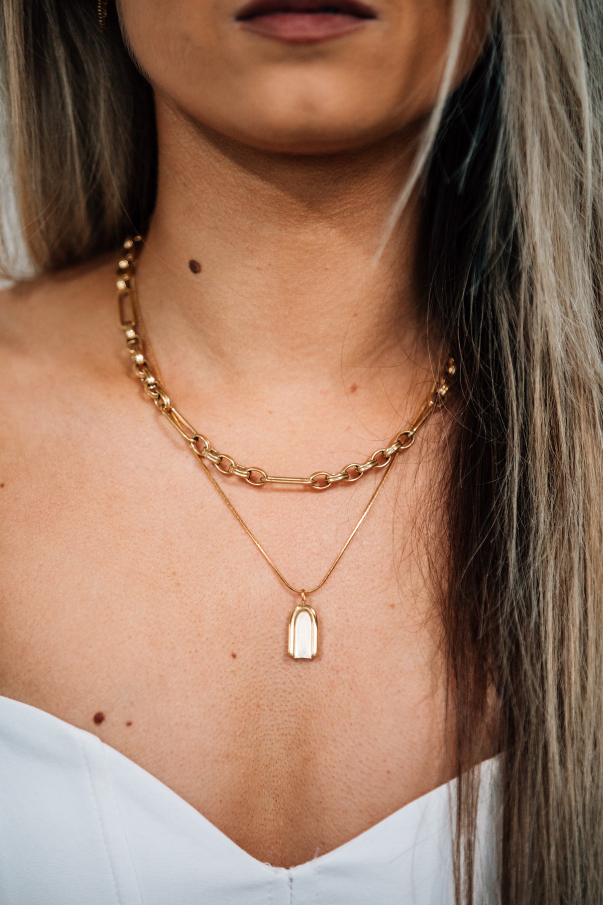 Arch Pendant Necklace | Mondays Child | Waterproof - Sustainable Jewellery 